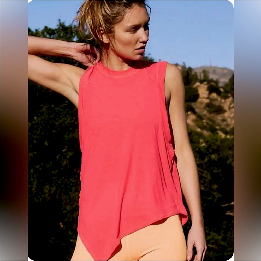 NWOT FP Movement Tempo Tunic Tank